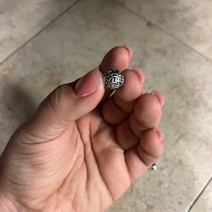 Pandora floral charm